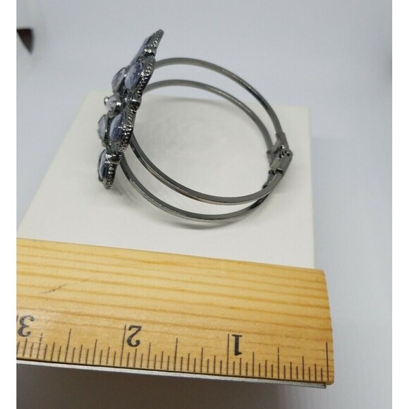Silver Tone Cuff Bracelet Grey Purple Plastic Beads Crystal Floral Decorative - Picture 7 of 7
